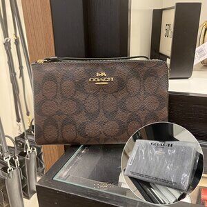 * Original Packing* Large Corner Zip Wristlet In Signature Canvas 6648 IMAA8